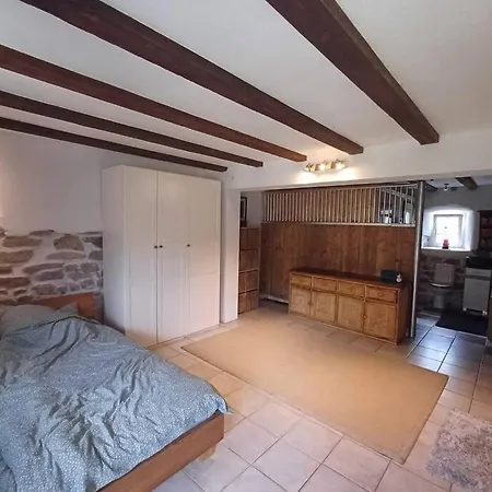 Zum Nussbaum Casa vacanze